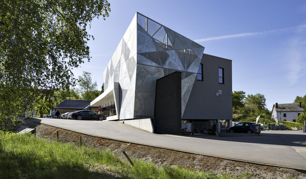 Réalisation d'un espace commercial